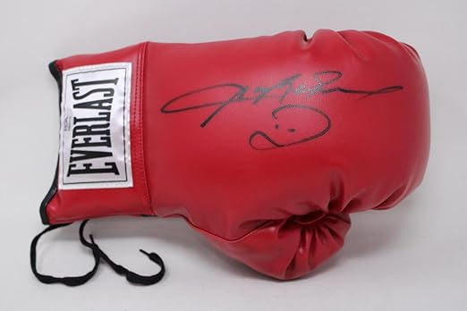 Sugar Ray Leonard Boxing Glove Signed Auto PSA/DNA Authenticated 76