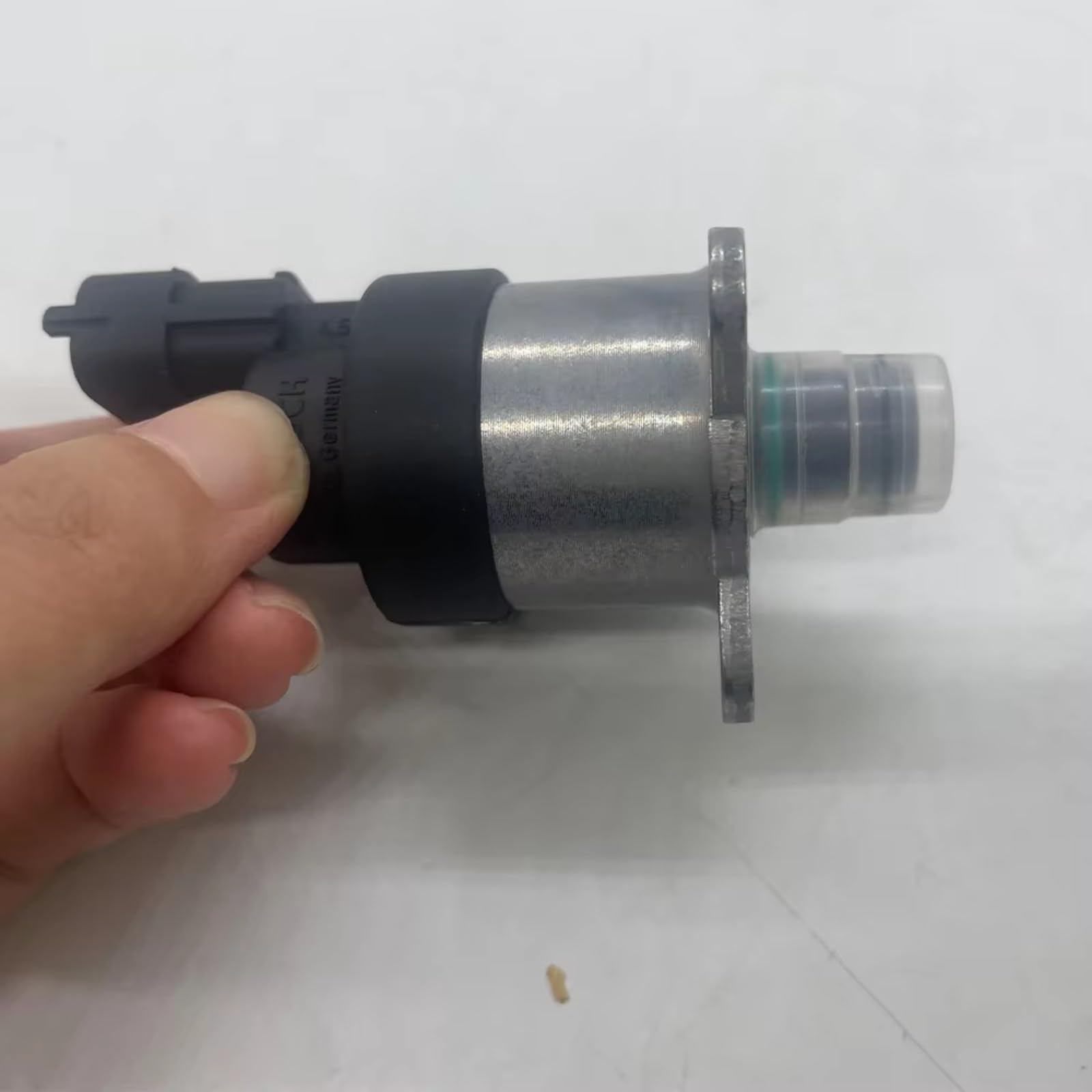 Regulador Combustible Compatible Con Fiat Para Ducato 120 130 Multijet 2006 2007 Bomba Combustible Válvula Reguladora Presión Medición Entrada OEM: 0928400726 0928400728