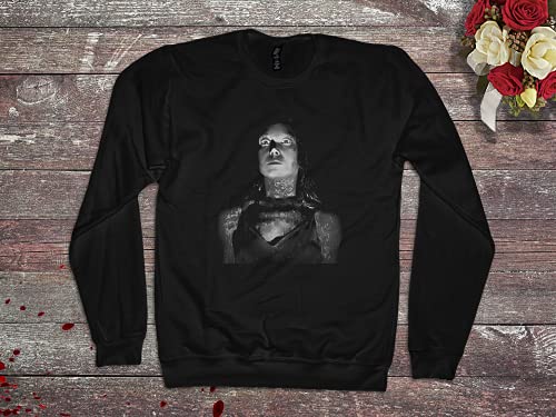 Carrie Shirt Retro 80s Tshirt Cult Classic Horror Sweater Scary Movie Sweatshirt Film Lover Gifts3