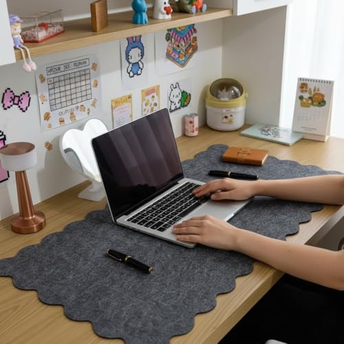 Keçe Bilgisayar Mouse Pedi Kıvrımlı 98x45 cm Antrasit Renk Çalışma Masası Düzenleyici 3 mm Kalınlık Masa Üstü Düzenleyici Mat