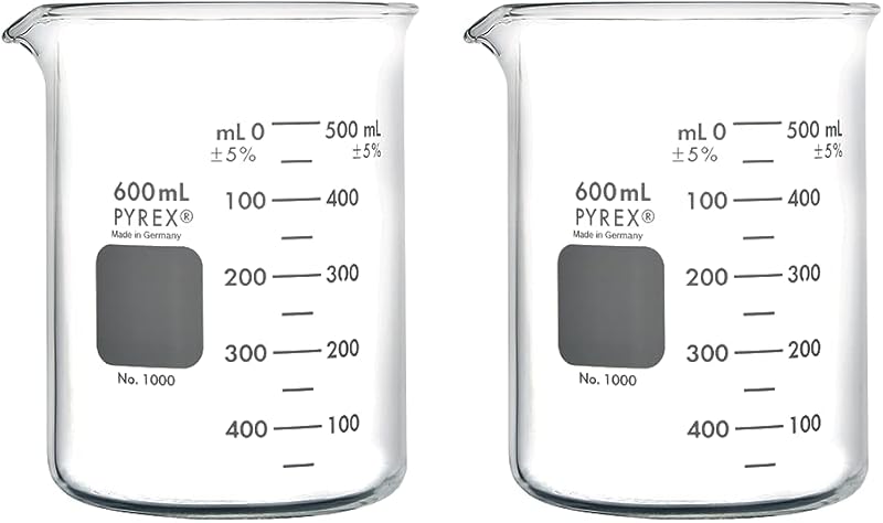 PYREX Griffin Borosilicate Glass Beaker- Low Form Graduated Measuring Beaker with Spout– Premium Scientific Glassware for Laboratories, Classrooms or Home Use - PYREX Chemistry Glassware, 600mL, 2/Pk