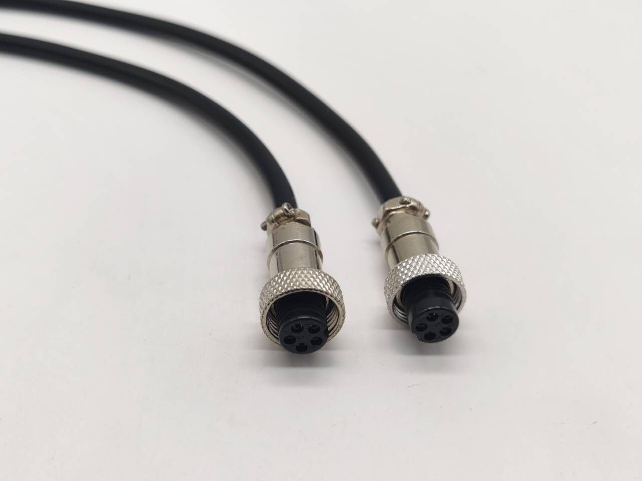 Cable GX12 5 Pines Doble Hembra Para Conectores De Aviación - 1 Metro | Panel Mount Metal Para Electrónica Y Automatización