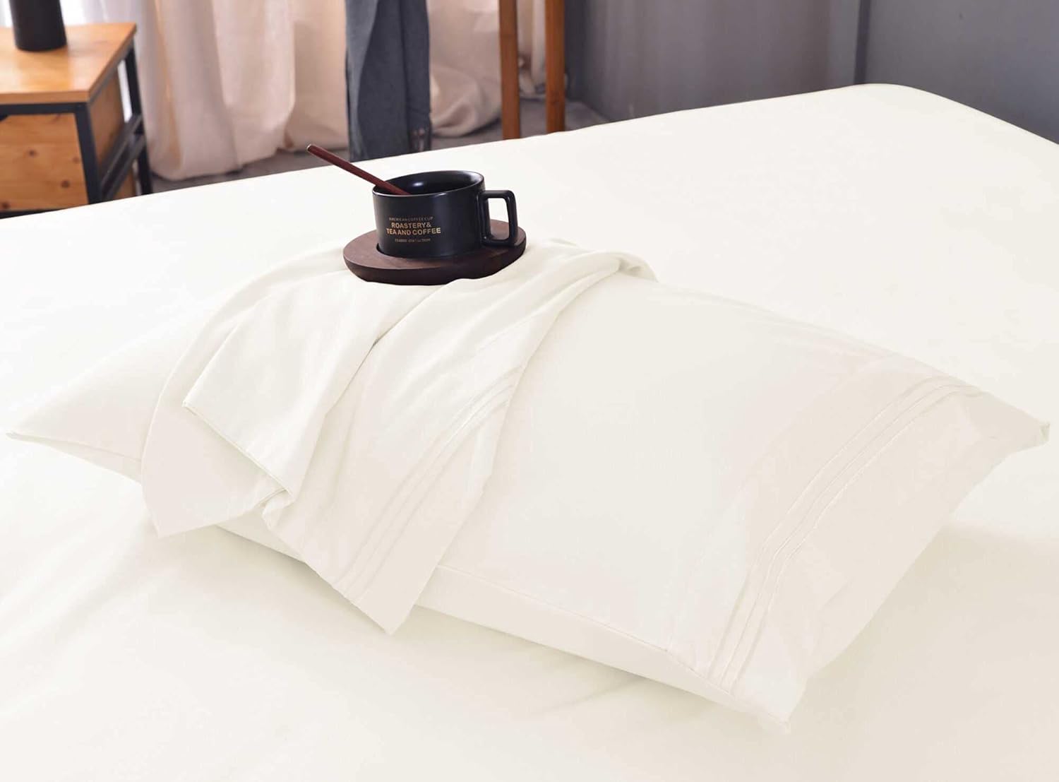 The Season Essentials Wrinkle Free Sheet Sets with Deep Pockets & Stain Resistant, 4 pc, 1800 Thread Count Based, Ivory, King