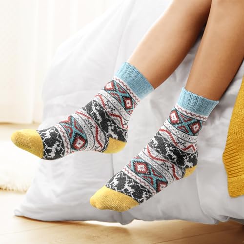 5 Pack Women Wool Socks, Winter Warm Cabin, Thick Cozy Soft Crew Socks, Stocking Stuffers Gifts for Women Men4