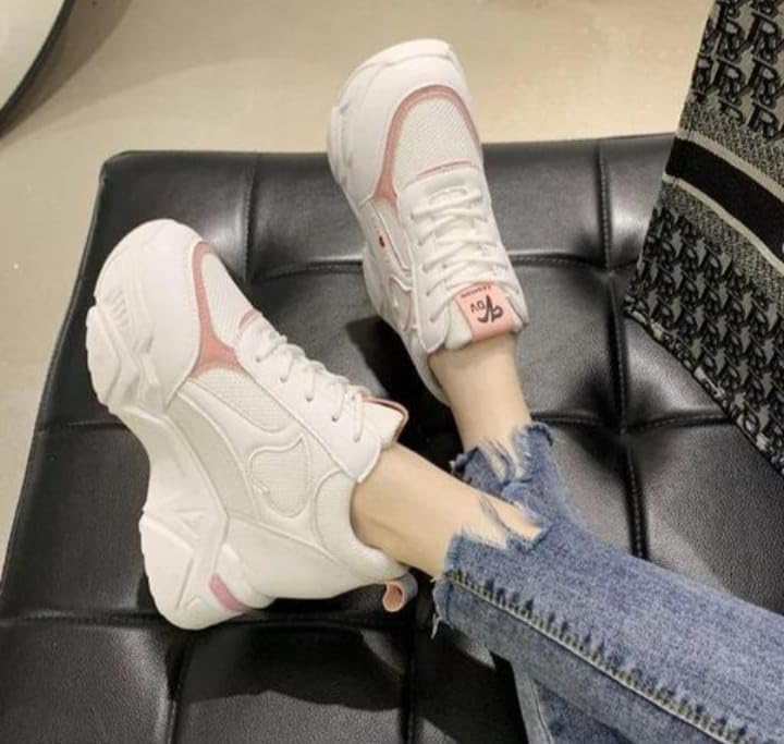 Image of Women Chunky Sneakers Lightweight Lace-Up Casual Sports Shoes Breathable Mesh Running Walking Shoes (Pink) - NID24223