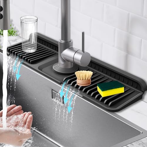 A compact 17.7-inch black faucet mat with snap-lock feature.