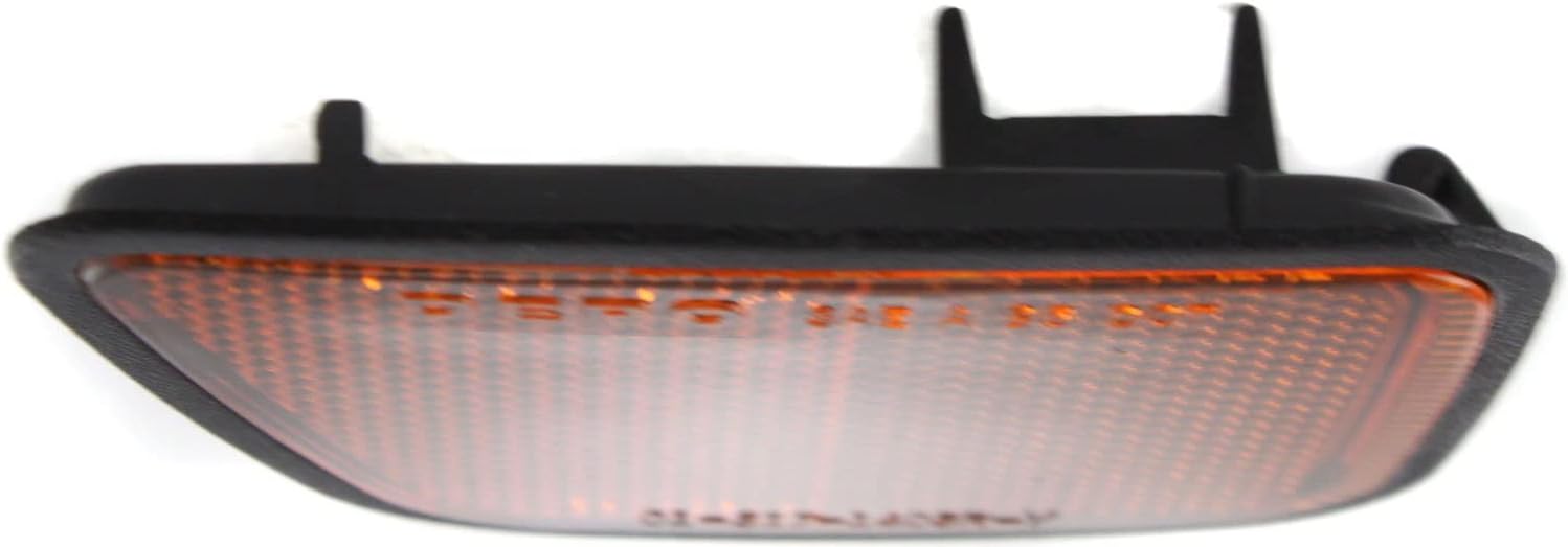 Evan Fischer Front, Driver and Passenger Side Bumper Reflector Set of 2 Compatible with 1997-2001 Honda CR-V - HO2557101, HO2556101