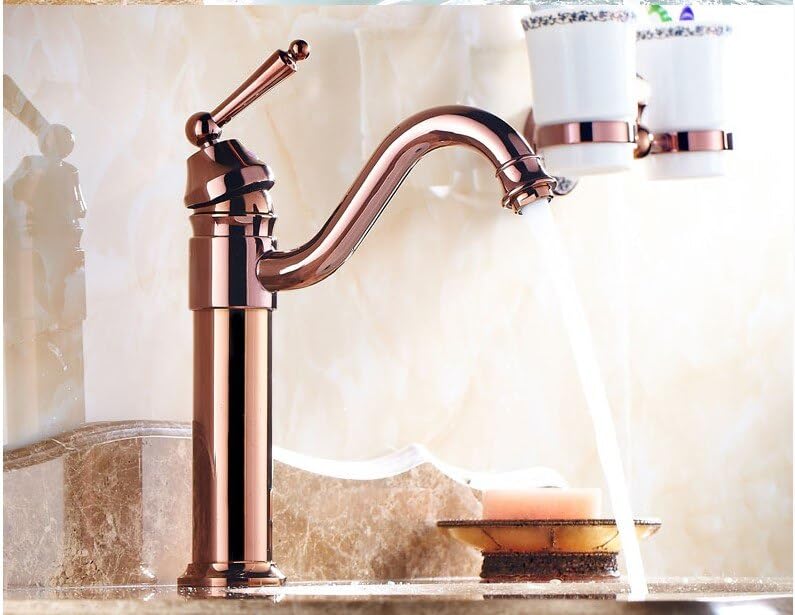 Grue de bain rose gold chic pour créer une ambiance spa dans votre maison