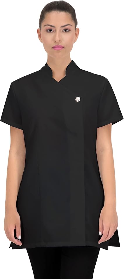 Giovane Estetista Nel Salone Del Chiodo Di Bellezza Che Fa Pedicure - Foto 9