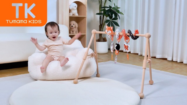 TUMAMA Spirale D’activité Noir Et Blanc – Jouet Suspendu Pour Poussette, Auto, Berceau – Avec Hochet, Anneaux De Dentition – Bébé 0-9 Mois