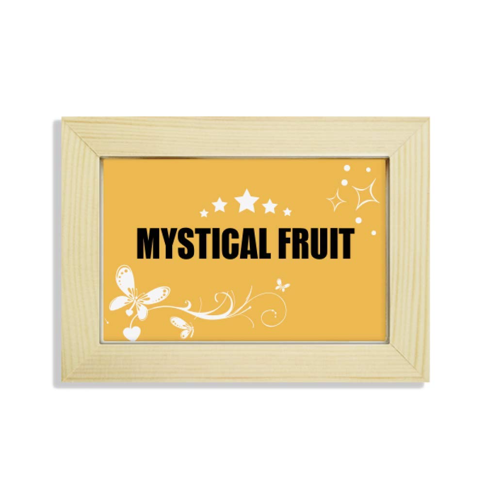 Pintura de frutas místicas con marco de madera para flores en escritorio