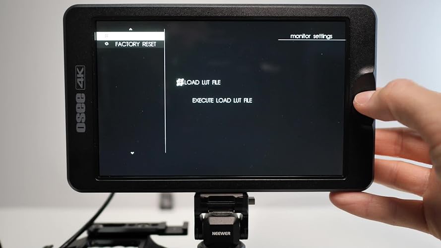 Amazon.co.jp: OSEE T7 3000nits 7インチ カメラモニター ビデオ