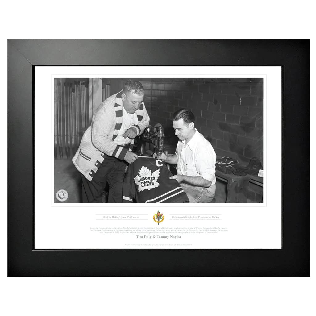 Toronto Maple Leafs Memorabilia - Toronto Captaincy Ted Kennedy Black & White Frame - 12