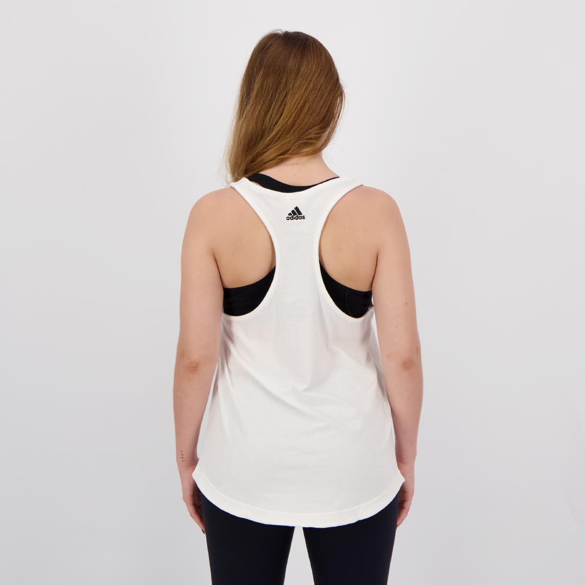 Adidas Essentials Slim T-Shirt à Manches Courtes