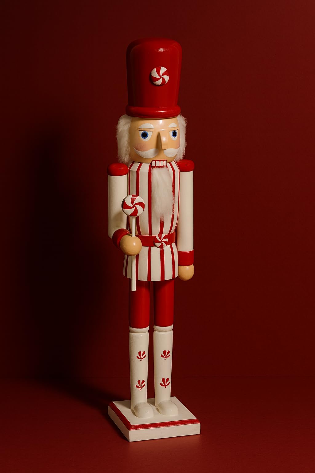 KAROLINE&CO. Cascanuez de Madera 60 cm Rojo y Blanco – Figura Decorativa para Decoracion Navidad, Adornos Navidad y Christmas Decorations – Ideal para Navidad decoración