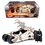 batmobile lego amazon Il modello offre una cura maniacale dei dettagli: carrozzeria robusta e lucida, elementi metallici fedeli al design cinematografico, cerchioni personalizzati con logo del pipistrello e componenti iconici come le alette posteriori removibili e lo sportello superiore apribile, a seconda della variante rappresentata. Le ruote gommate e sterzanti aggiungono un ulteriore tocco di realismo.