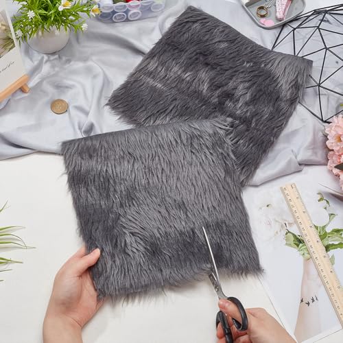 BENECREAT 2Pcs Gray Faux Fur Fabric, 25x25cm Soft Plush Shaggy Squares Pre-Cut Craft Fur Fabric for Gnome Crafts Costumes - Image 3