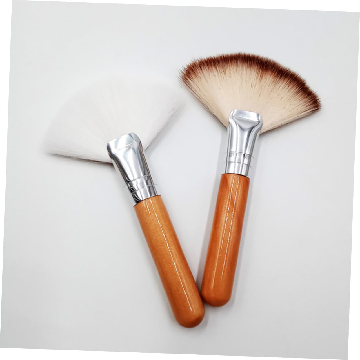 Beavorty Set Di 5 Pennelli Per Il Viso Con Manico Corto Set Di Pennelli Per Il Trucco in Nylon Morbido Per Sfumare Lucidare E Fissare Per Donne Ragazze E Signore 4 Pezzi*5