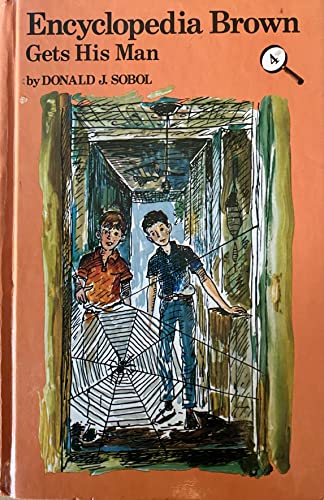 Encyclopedia Brown Gets His Man: 2 0525678034 Book Cover