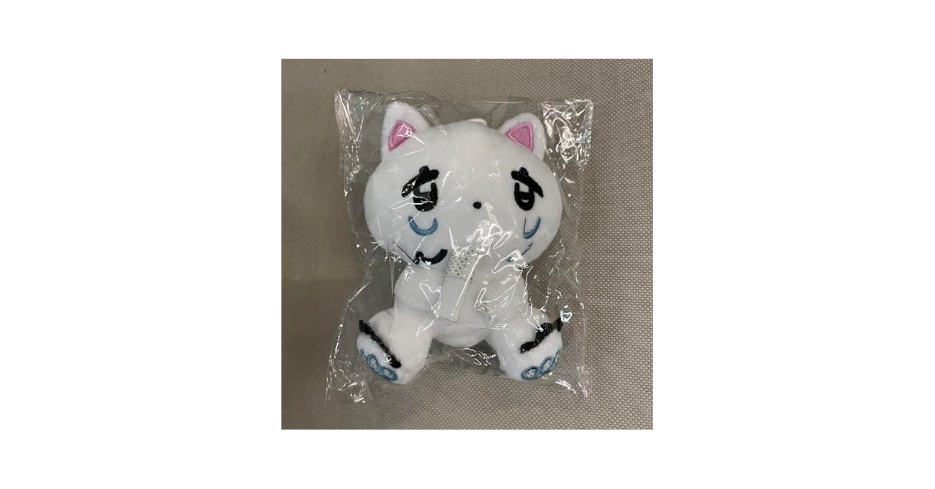 はうるず　ヤニ吉　BIGぬいぐるみ ヤニ吉 ぬいぐるみキーホルダー Hauls はうるず はうき - メルカリ
