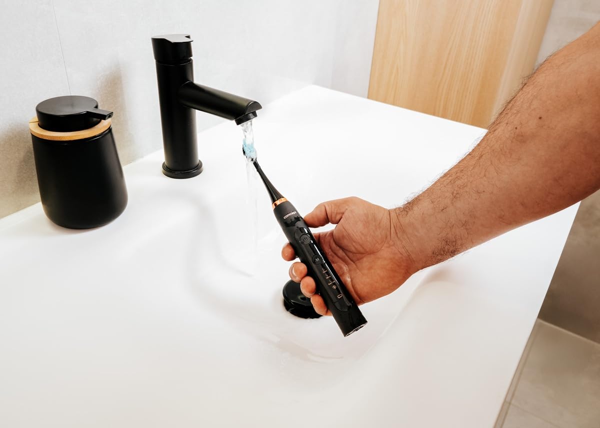 Concept ZK7011 - Spazzolino sonico con custodia da viaggio, colore: Nero