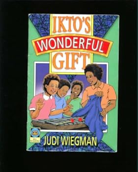 Paperback IKTO"S Wonderful Gift (All Readers) Book