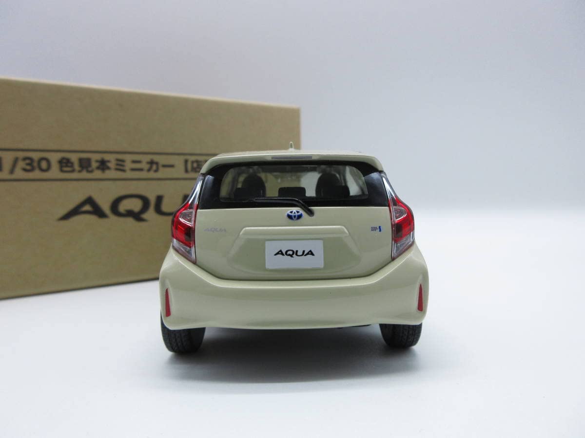 Amazon | 1/30 ミニカー アクア AQUA 後期 非売品 カラーサンプル