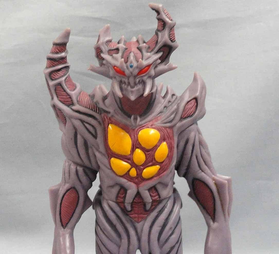 Amazon.co.jp: ウルトラ怪獣ソフビ カオスヘッダーイブリース コスモス