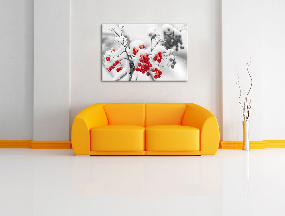 Pixxprint Rote Vogelbeeren im Winter B&W, Größe: 120x80cm, Leinwandbild, fertig gespannt, Wandbild, Dekoration, Kunstdruck, kein Poster