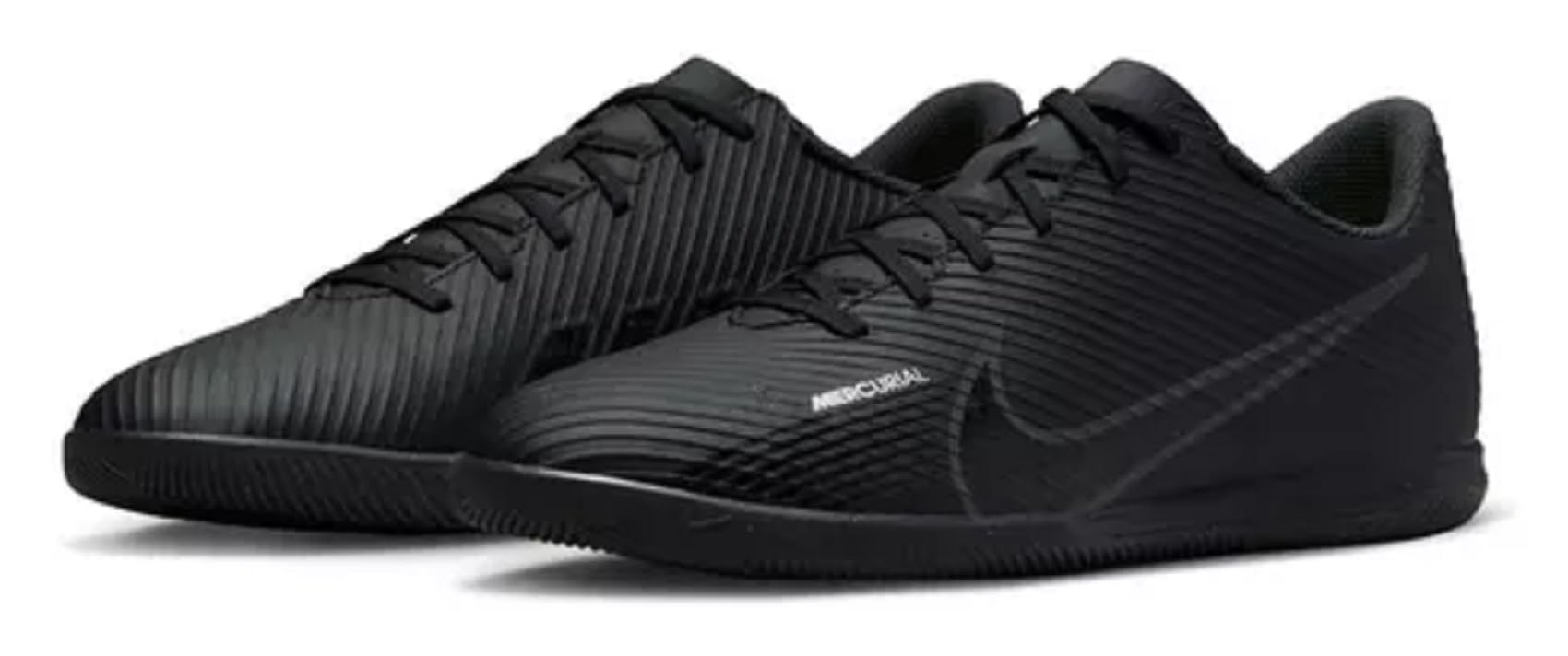 ナイキ ヴェイパー15 クラブ IC 靴 25,5cm 新品 (2070) NIKE - ナイキ ヴェイパー15 クラブ IC 靴 26,0cm 新品 (2070)の