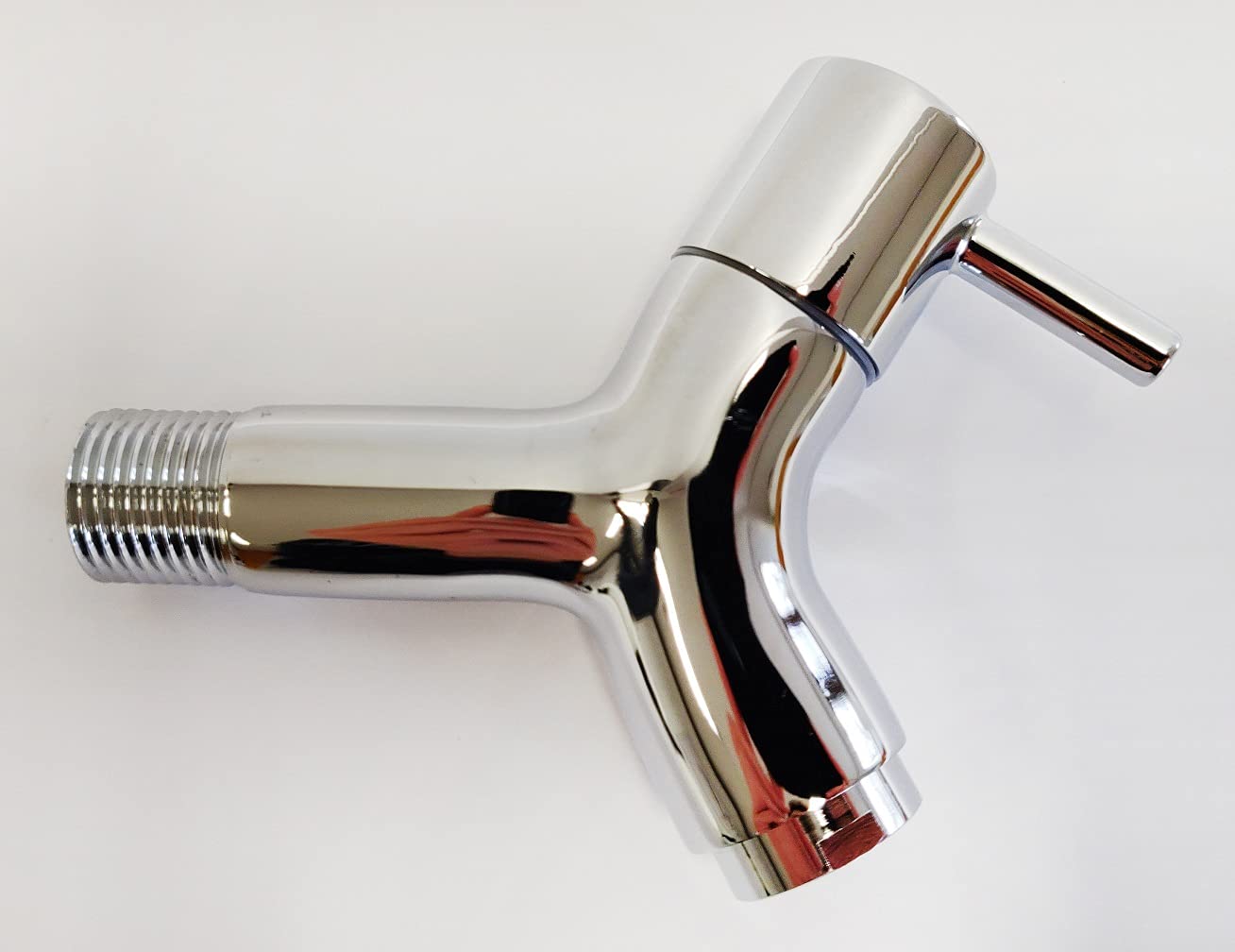 Arkema Design A120/7016 Spring Douche à chauffage solaire anthracite au design incurvé entièrement en aluminium avec traitement anti-corrosion, peinte avec poudre, réservoir avec capacité de 30 litres, hauteur 224 cm, poids 15 kg, avec mitigeur et rince-p
