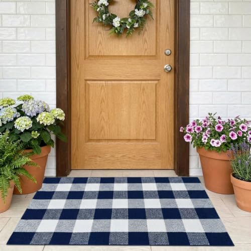 SEEKSEE Buffalo Plaid Outdoor Rug 27.5x43 Navy Blue and White Front Door Mat, Layering Rug for Porch, Washable Doormat, Front Porch Rug for Outdoor Entrance Entryway Patio Porch Decor