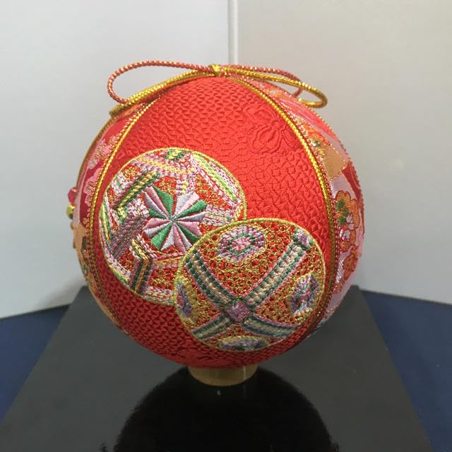 Amazon.co.jp: 手鞠 手毬 てまり 刺繍 桜 手鞠 : おもちゃ