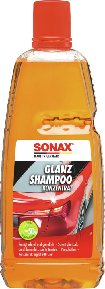 SONAX GlanzShampoo Konzentrat (1 Liter) durchdringt und löstr Schmutz gründlich, ohne Angreifen der Wachs-Schutzschicht | Art-Nr. 03143000