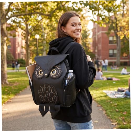 Mochila de búho compacta para evitar cargas pesadas en mujer 2