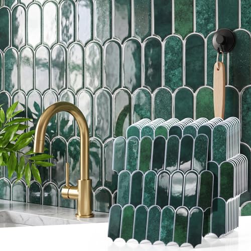 ElaraBerry Scallop Green Tile