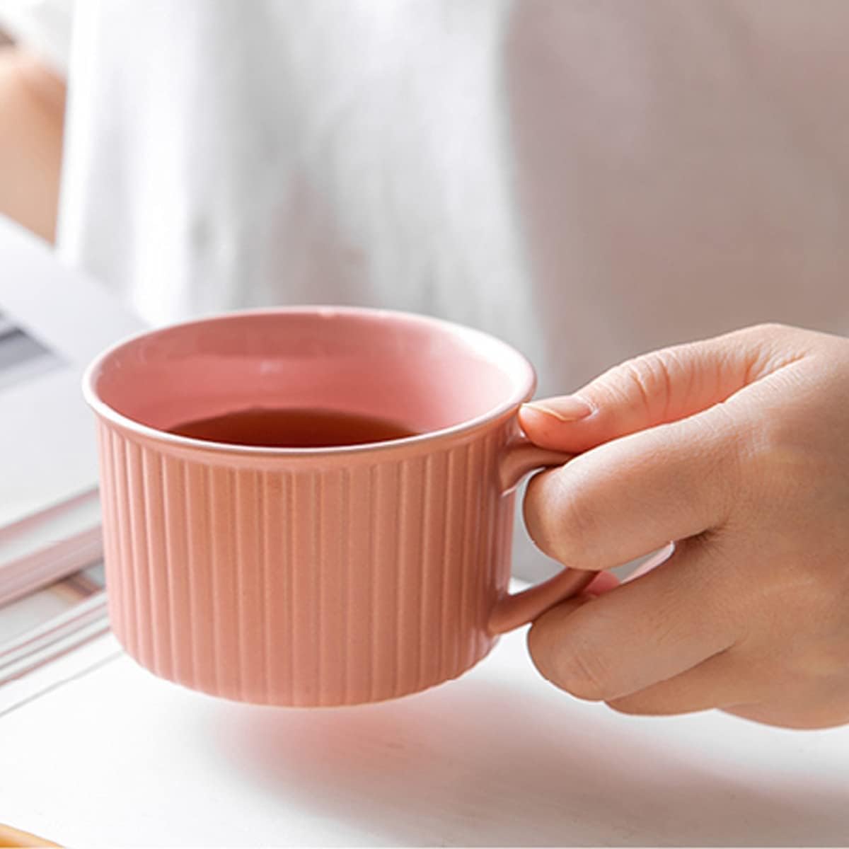 Keramik Kaffeebecher Emaille-Becher Camping-Becher Dekorative Tasse Geschenk for Familien Freunde Liebhaber mit Henkel, 225Ml 1 Stück(Pink)