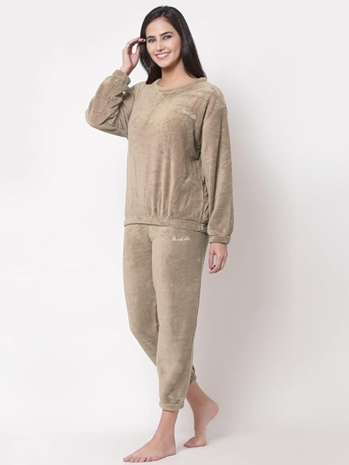 Combinaison de nuit d'hiver pour femme - Vêtement de nuit en fourrure chaude pour filles - Ensemble de pyjama pour femme - Haut à manches longues et pantalon de pyjama - Coupe droite - Col