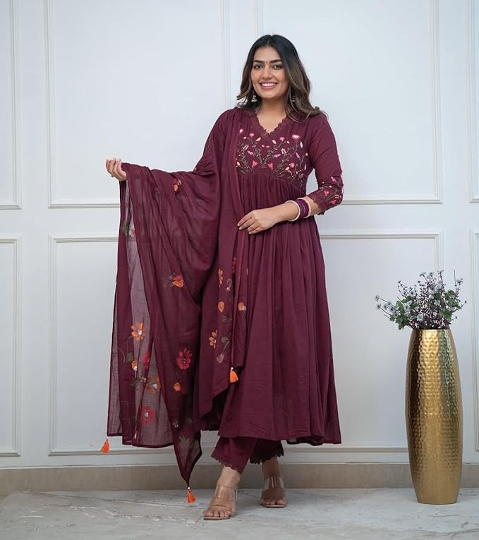 Damski haftowany Anarkali Kurta i Spodnie Zestaw z Nadrukiem Bawełny Malmal Dupatta i Koronką