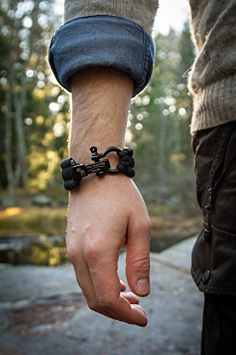 The Friendly Swede Trilobite Extra Beefy/Wide 500 Lb Paracord Survival Bracelet With Stainless Steel Black Bow Shackle - Adjustable Size (Army Green S (6-7" Wrists)) #TOP7