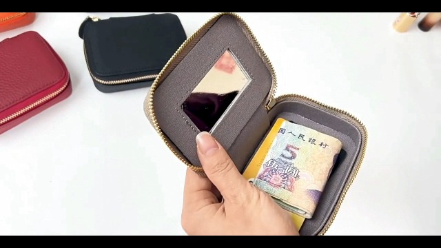 Amazon.com: Axcvveiyi Lipstick Case with Mirror for Purse, Leather