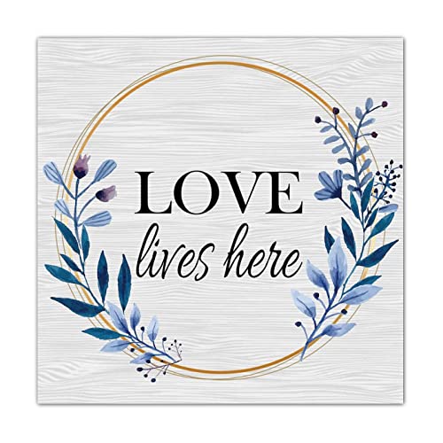 Panneau en bois Love Lives Here pour décorer un bureau