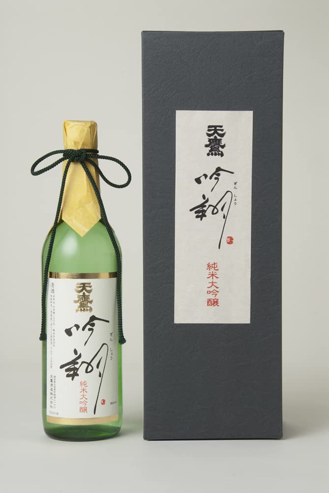天鷹吟翔 純米大吟醸 専用箱入り Amazon.co.jp: 天鷹 吟翔 純米大吟醸 720ml : 食品・飲料・お酒
