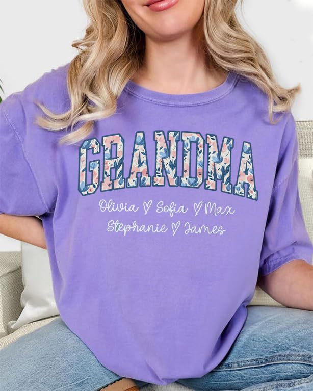 Personalized Grandma Shirt, Floral Mom Shirt with Grandkid Names, Custom Mom Mimi Mama, Gift for Mothers Day, Christmas2