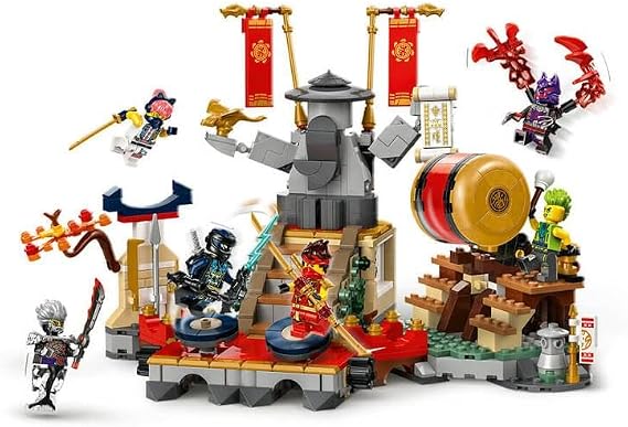 LEGO NINJAGO Turnuva Savaş Arenası 71818 – 7 Yaş ve Üzeri Kız ve Erkek Çocukları İçin 6 Minifigür İçeren Yaratıcı Oyuncak Yapım Seti, Çocuklar için Doğum Günü Hediyesi Fikri (659 Parça)
