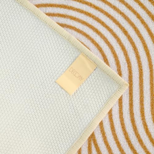 Image of Digital Print Carpet | Microfiber Nylon Digital Print with Anti Skid Carpet | Vintage Style, Carpet for Bedroom, Dining Room, Hall, Entryway, Guest Room | Geomatric Beige 4x6 Feet