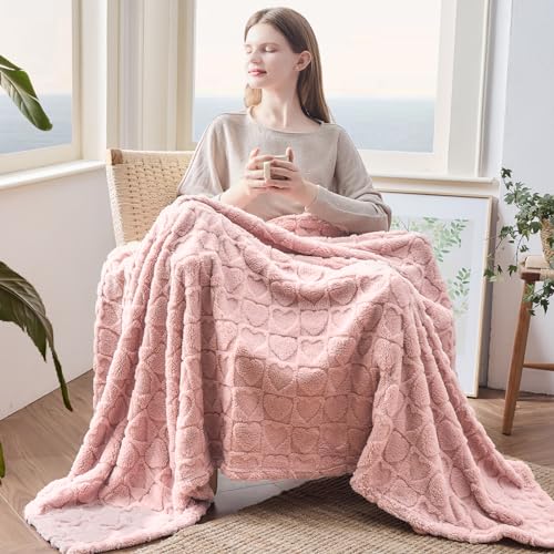 NEWCOSPLAY Super Soft Throw Blanket Dusty Pink Love Premium Silky Flannel Fleece 3D Heart Checkered Lightweight Bed Blanket All Season Use (Dusty Pink Love, Throw(50"x70"))