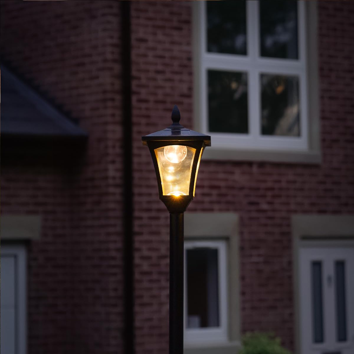 Festive Lights 2,1m klassische Außen Solar Leuchte, schwarz, LEDs in warmweiß