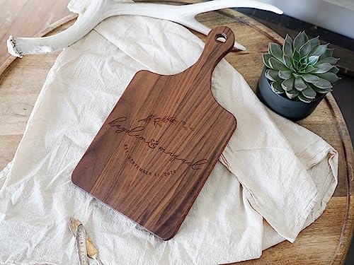 Tabla de cortar personalizada de madera nogal con mango miniatura 5