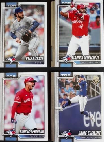 Toronto Blue Jays 2026 Topps 24 Card Team Set Featuring Vladimir Guerrero Jr and George Springer with Rookie Cards of Lazaro Estrada, Kazuma Okamoto and Trey Yesavage Plus — view 7